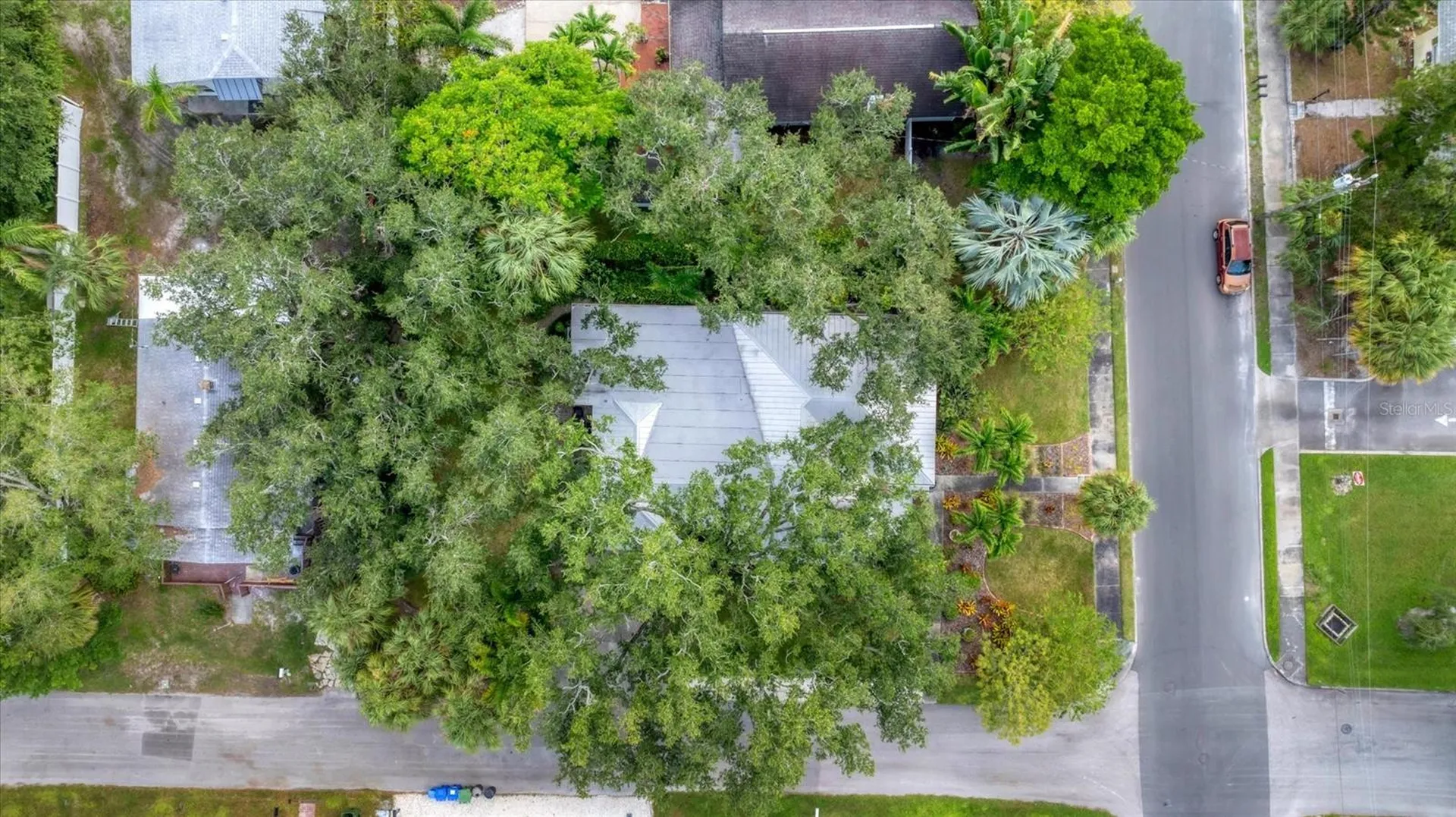 401 28th Street W Bradenton FL 34205
