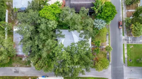 401 28th Street W Bradenton FL 34205