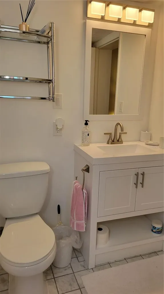 638 S Owl Drive Sarasota FL 34236