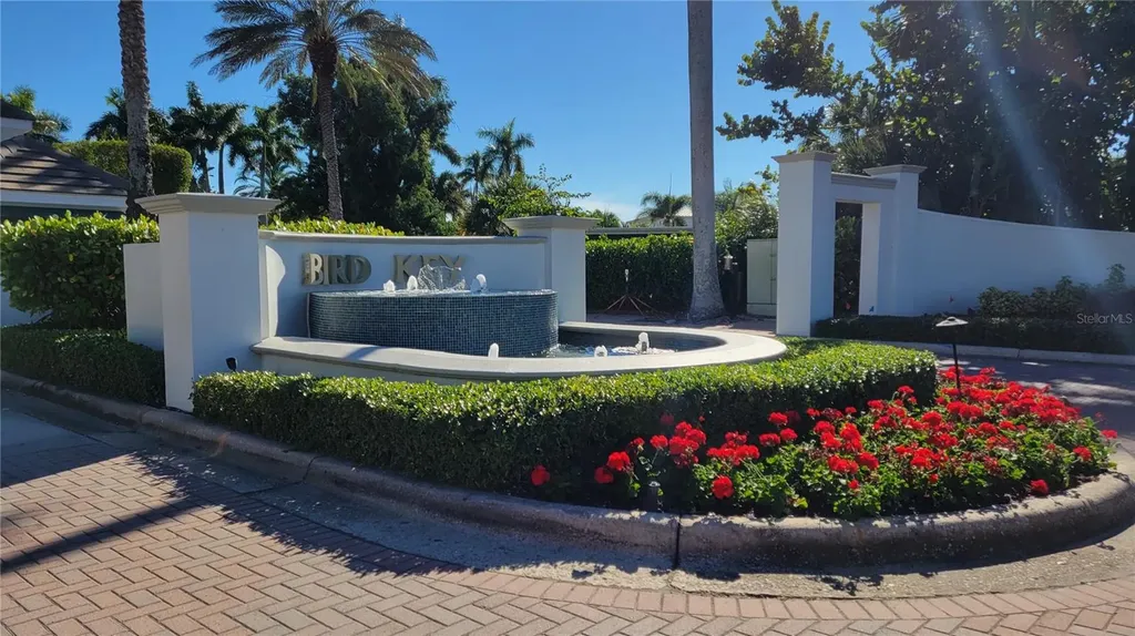 638 S Owl Drive Sarasota FL 34236