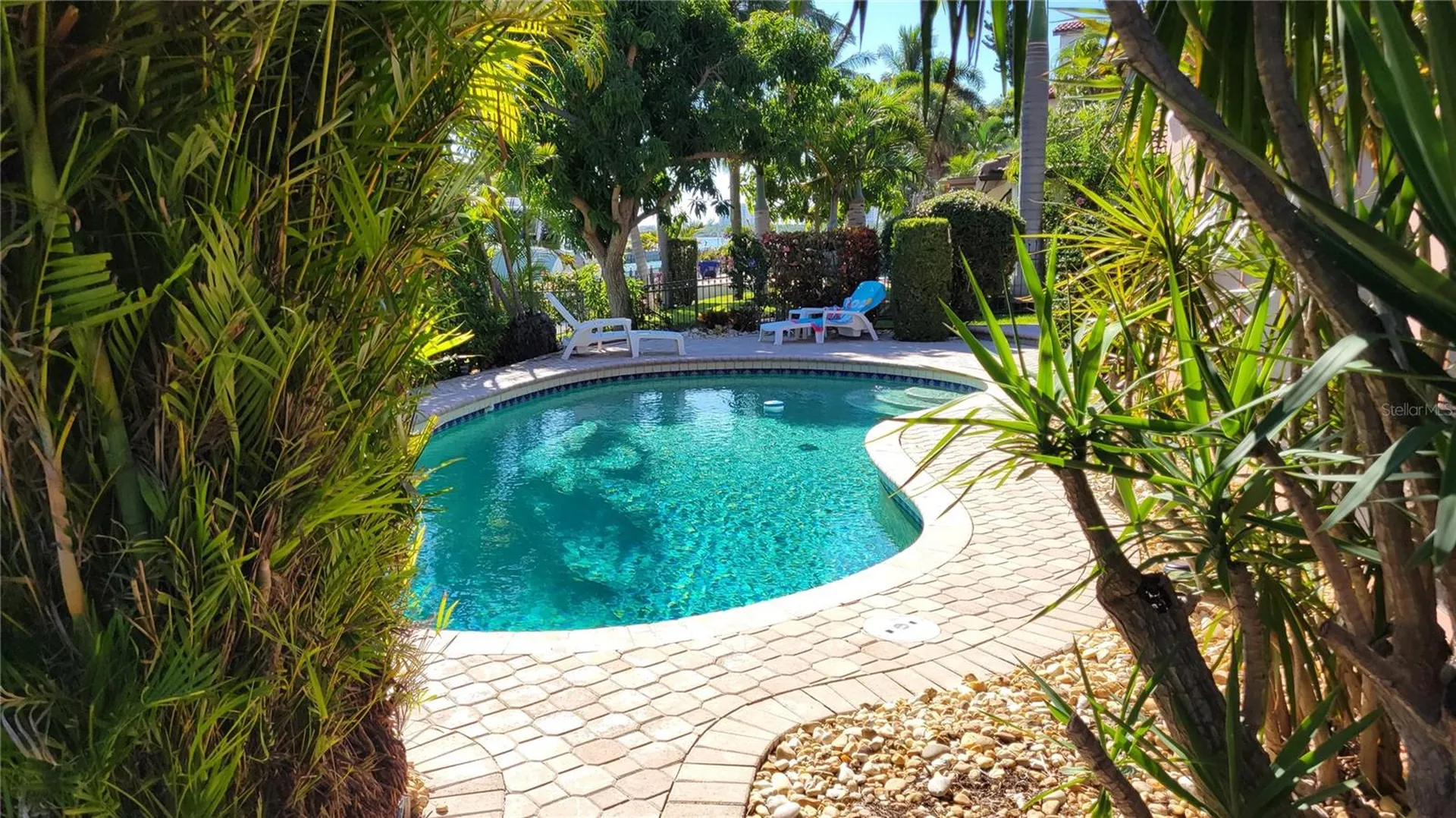 638 S Owl Drive Sarasota FL 34236