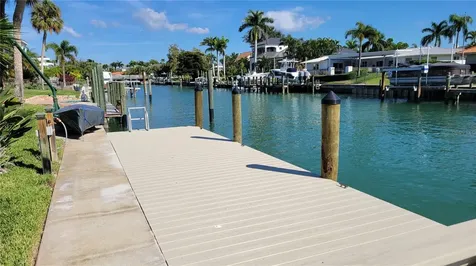 638 S Owl Drive Sarasota FL 34236