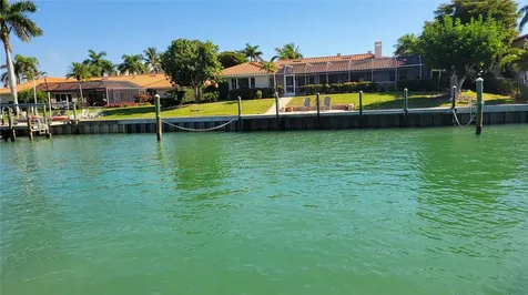 638 S Owl Drive Sarasota FL 34236