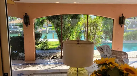 638 S Owl Drive Sarasota FL 34236