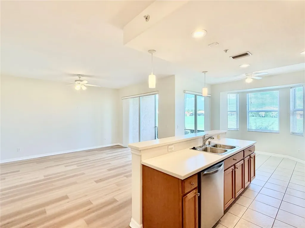 819 Fairwaycove Lane Bradenton FL 34212
