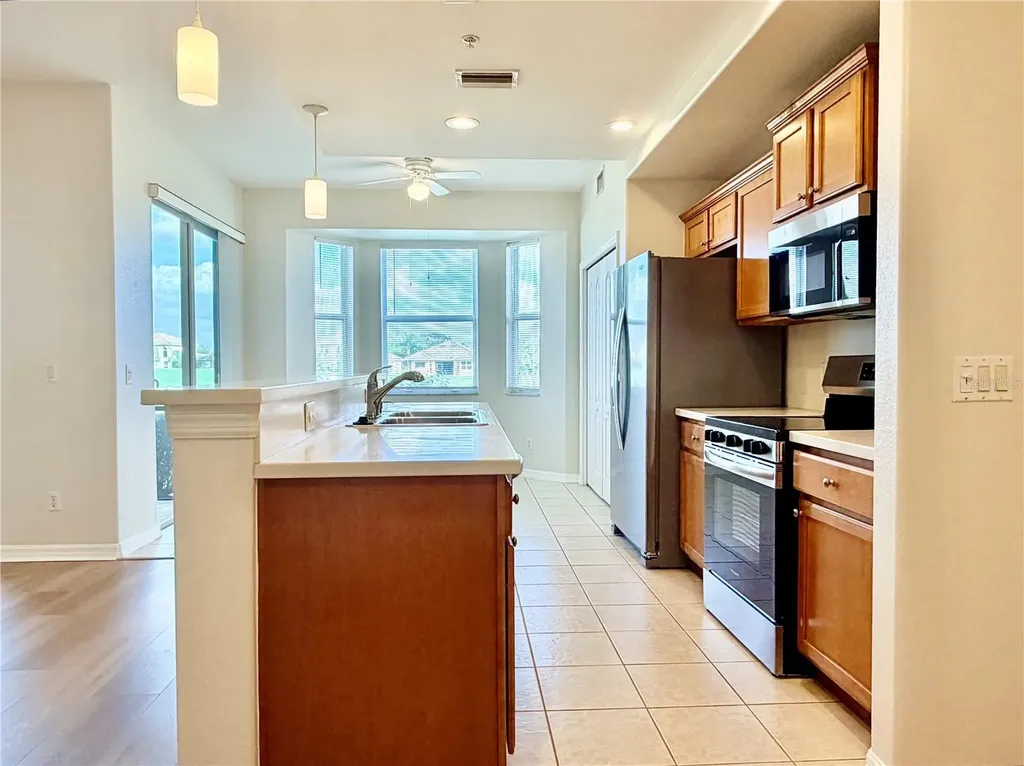 819 Fairwaycove Lane Bradenton FL 34212