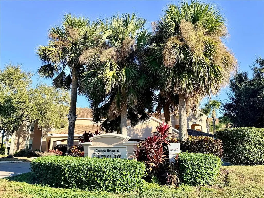 819 Fairwaycove Lane Bradenton FL 34212