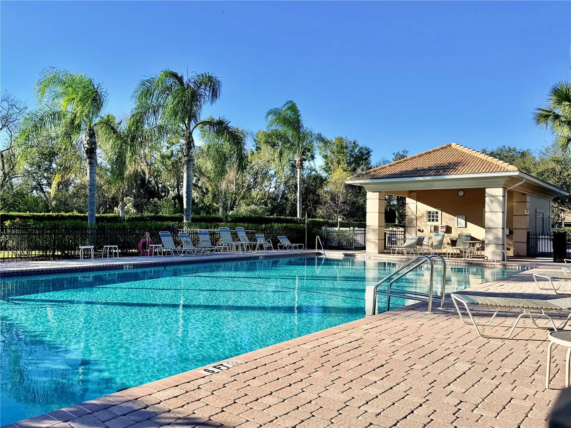 819 Fairwaycove Lane Bradenton FL 34212