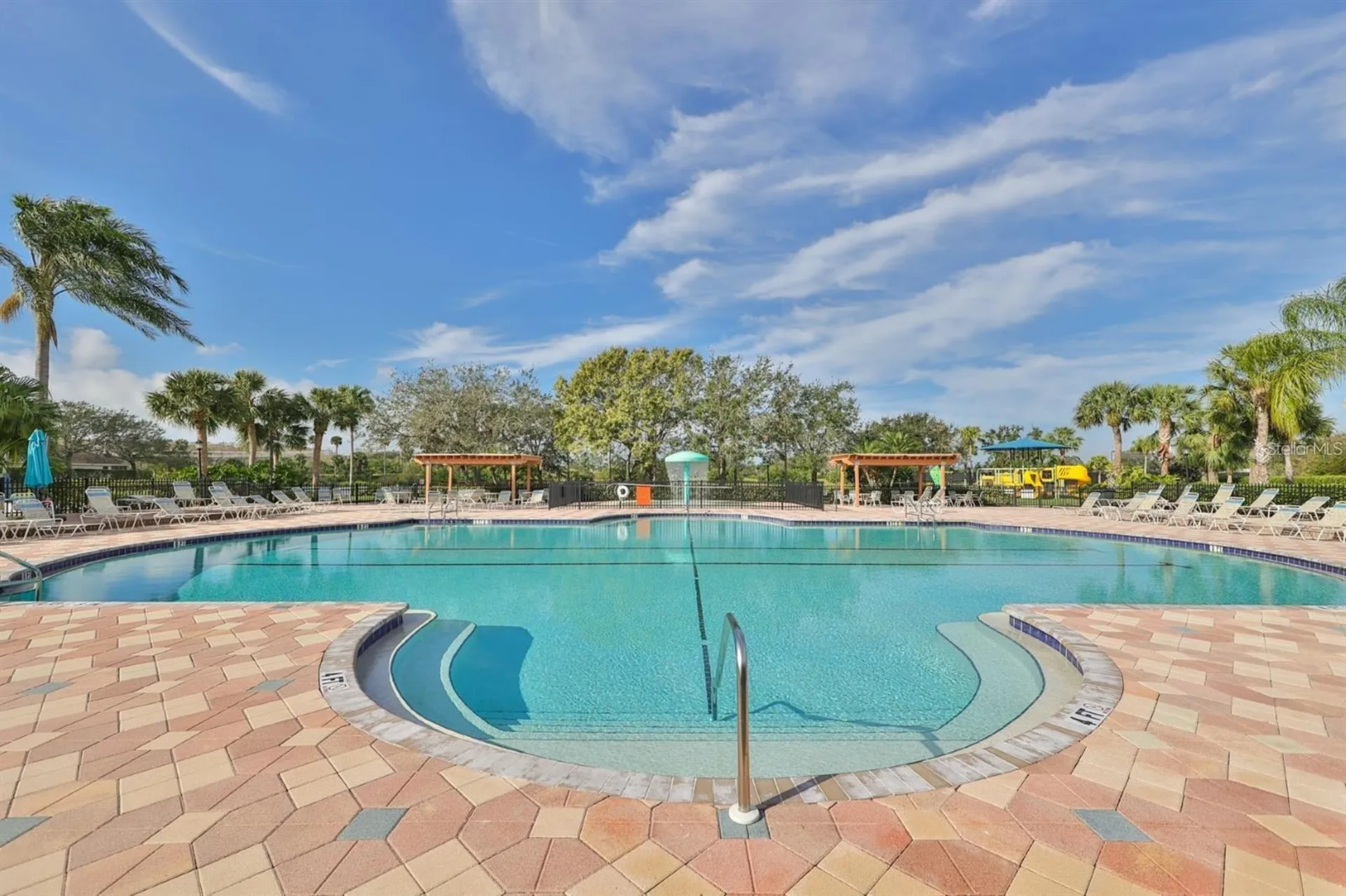 819 Fairwaycove Lane Bradenton FL 34212