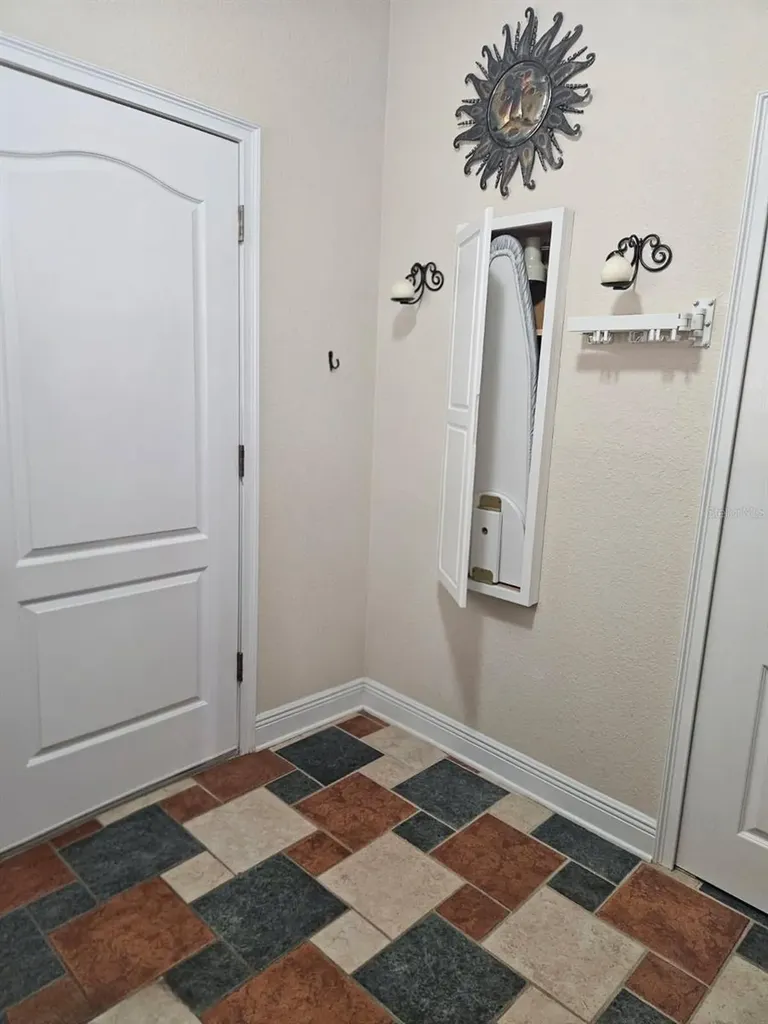 1601 Lake Villa Drive Tavares FL 32778