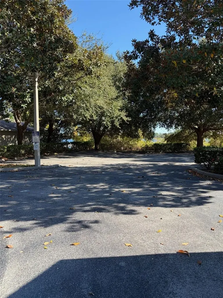 1601 Lake Villa Drive Tavares FL 32778