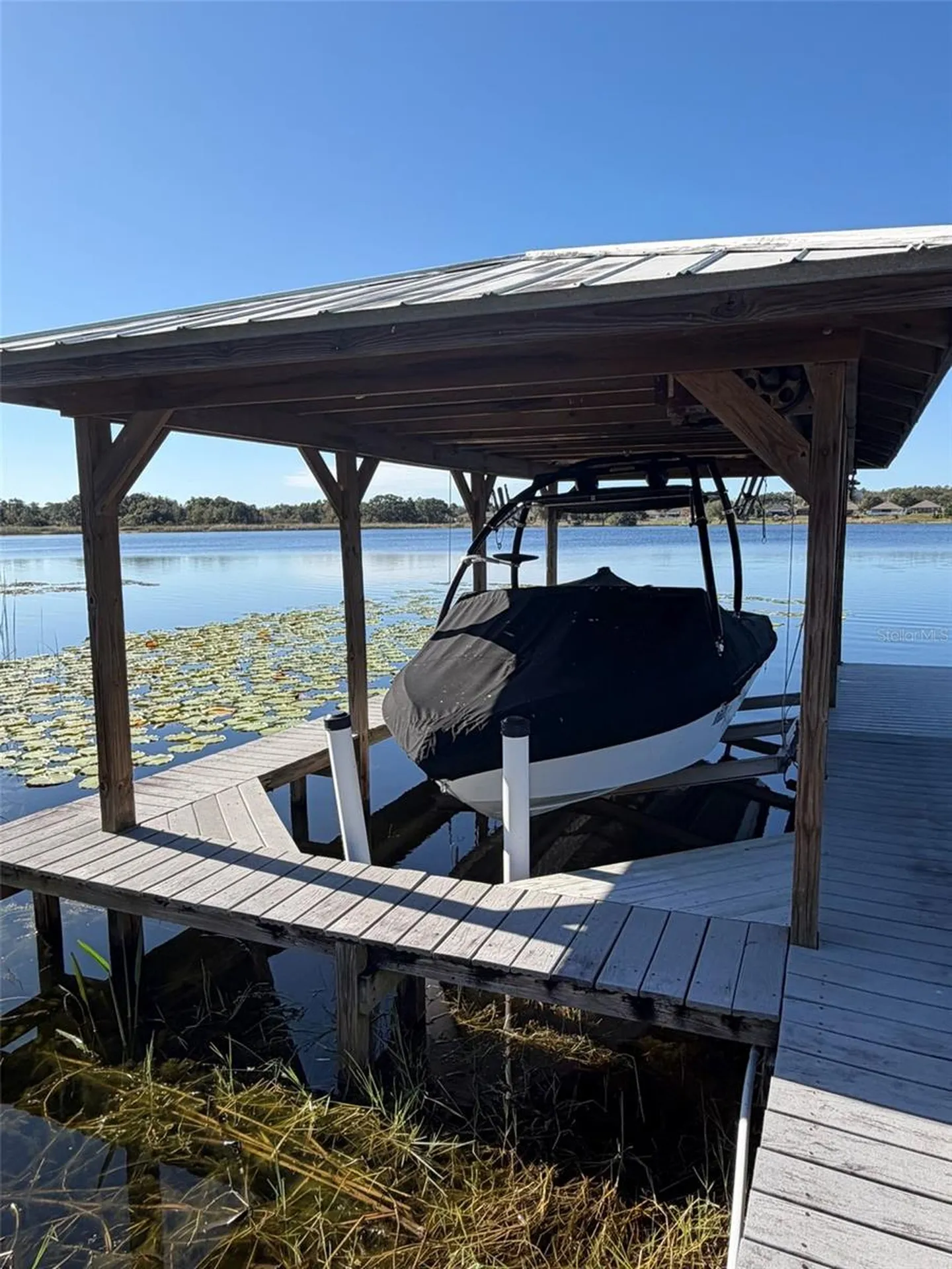 1601 Lake Villa Drive Tavares FL 32778