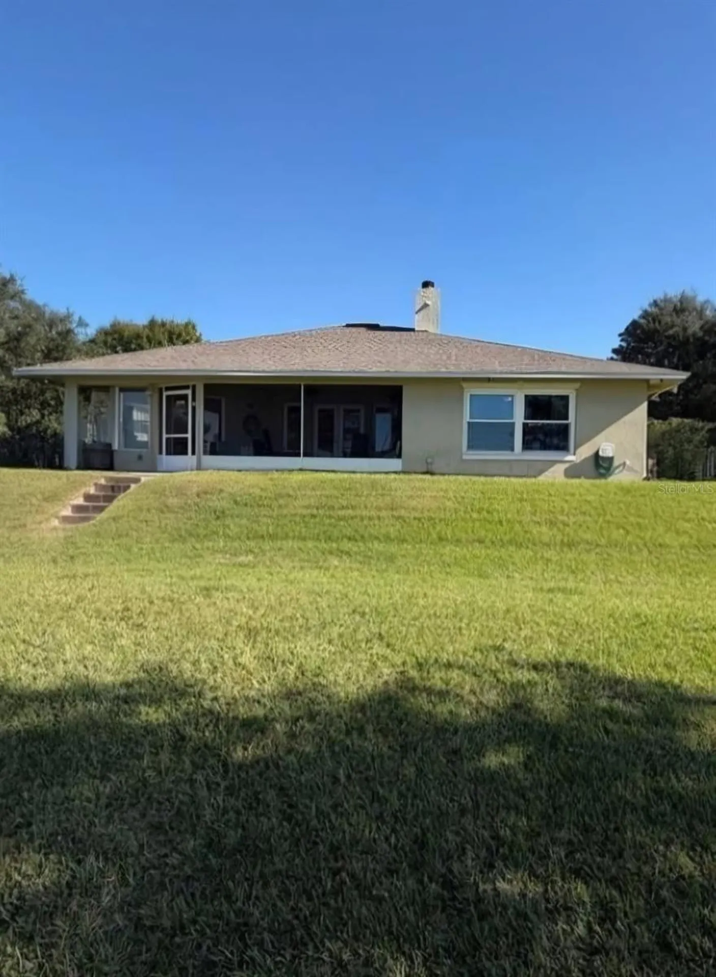 1601 Lake Villa Drive Tavares FL 32778