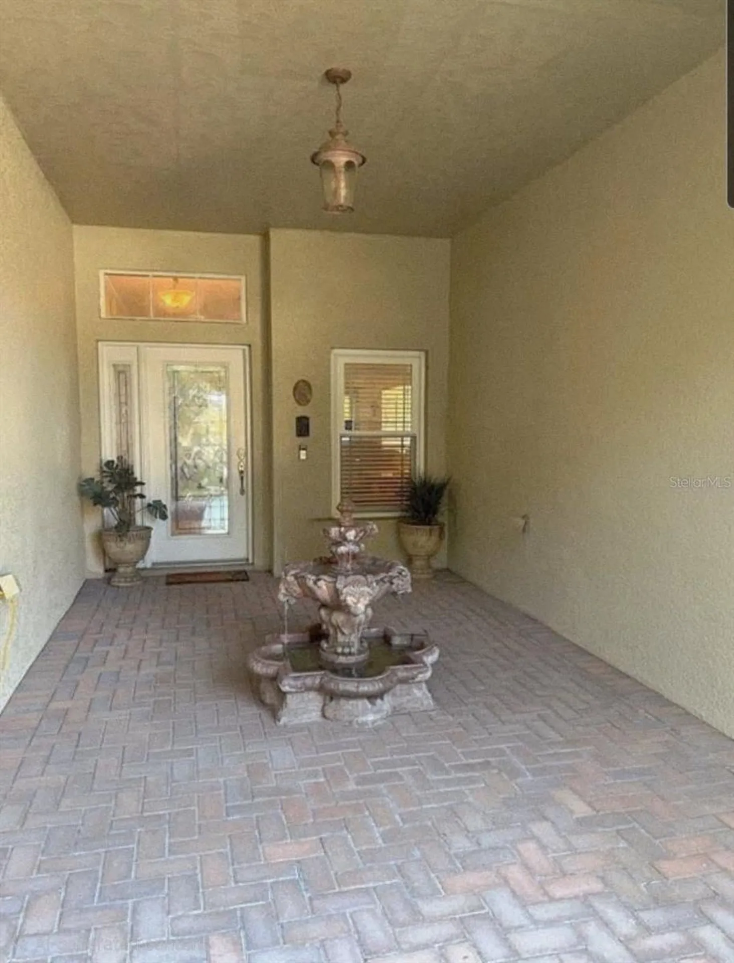 1601 Lake Villa Drive Tavares FL 32778
