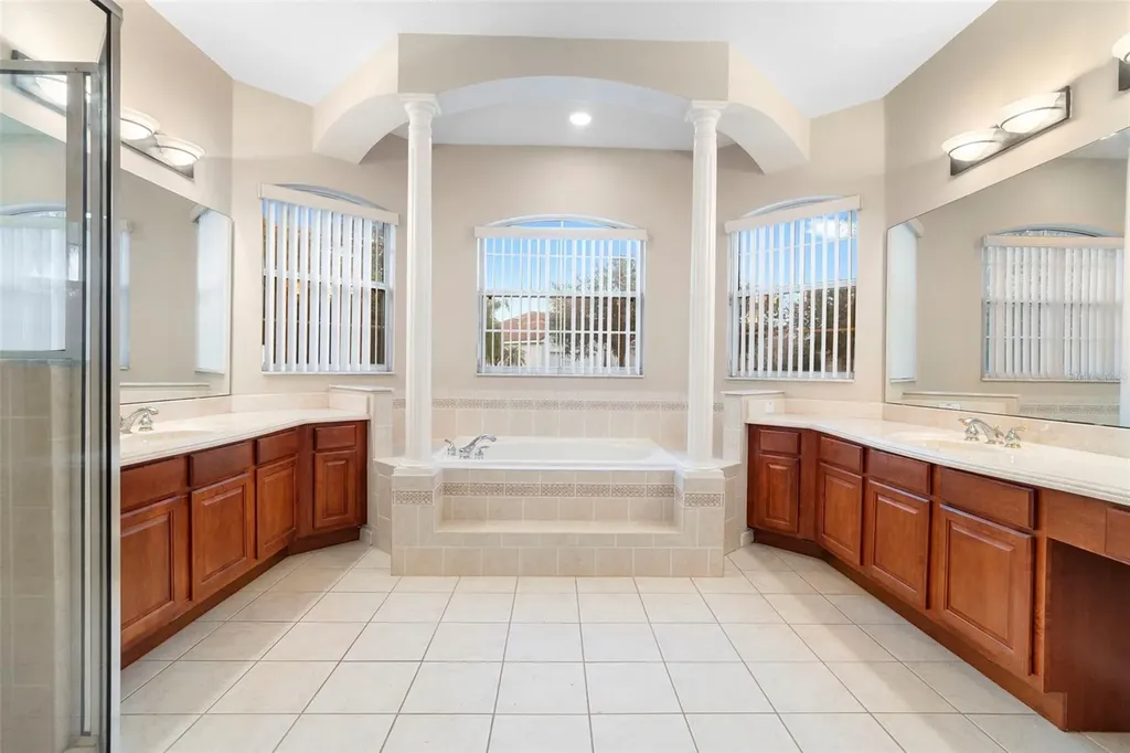3613 Valleyview Drive Kissimmee FL 34746