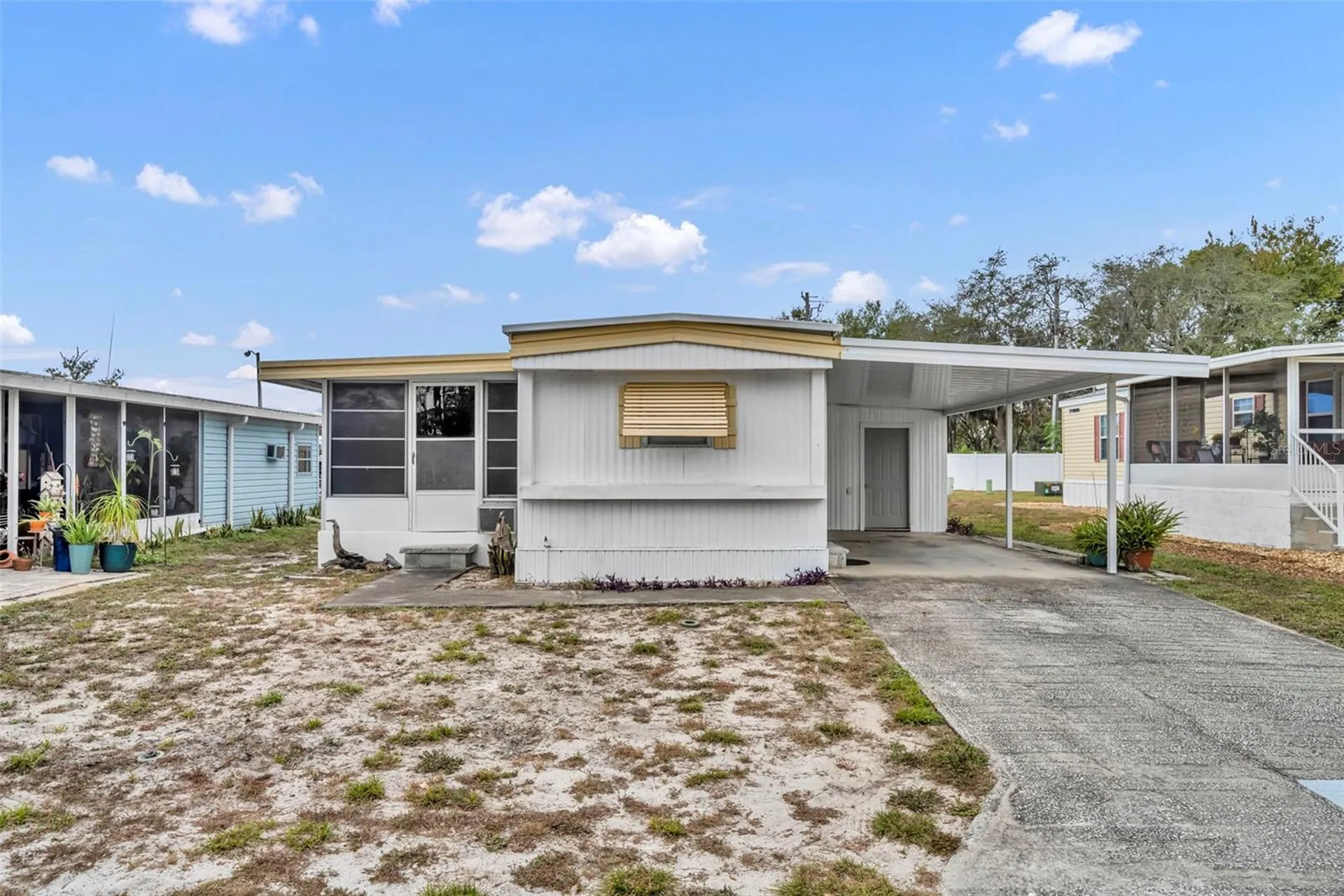11 Hawaiian Way Leesburg FL 34788