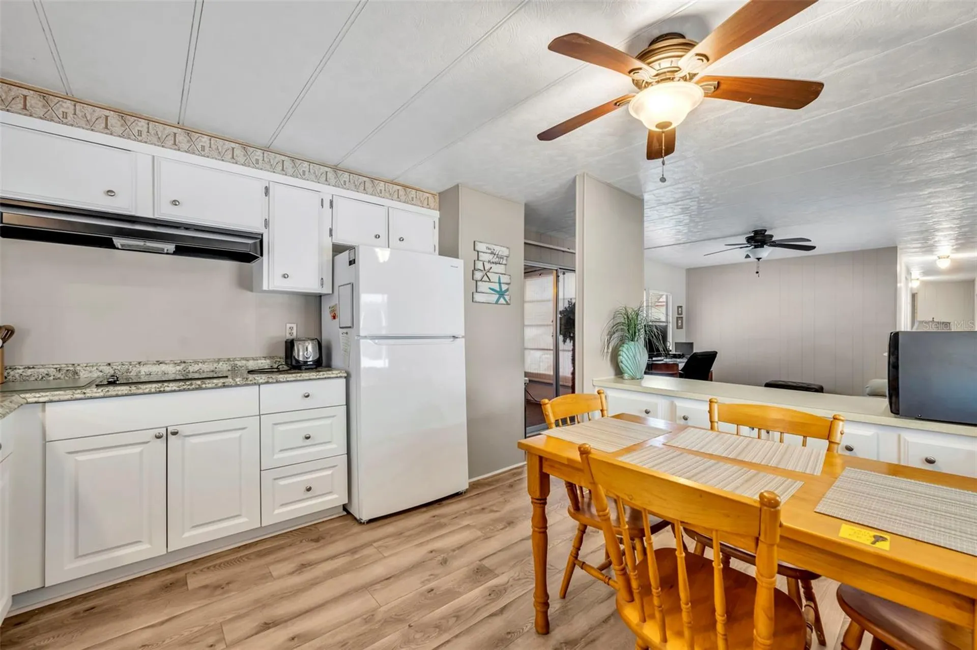 11 Hawaiian Way Leesburg FL 34788