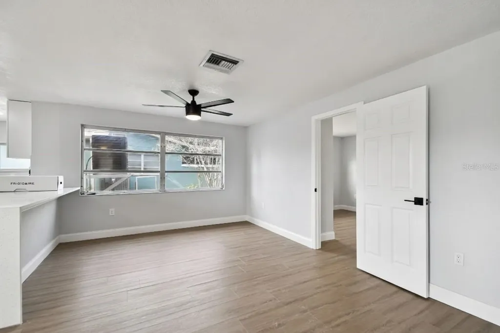 369 Westwinds Drive Palm Harbor FL 34683