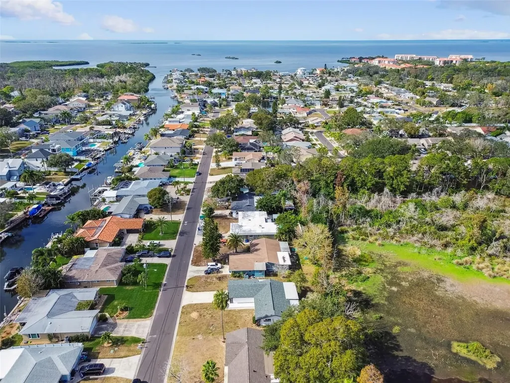 369 Westwinds Drive Palm Harbor FL 34683