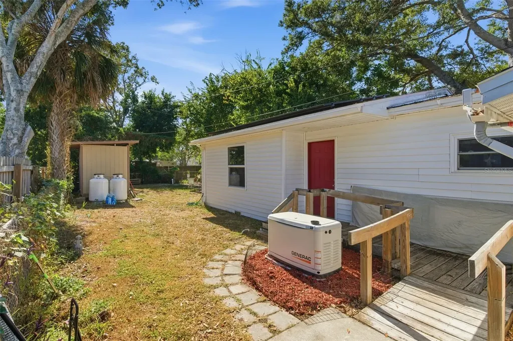 4024 43rd Avenue N St Petersburg FL 33714