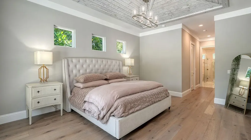 1905 Goldenrod Street Sarasota FL 34239