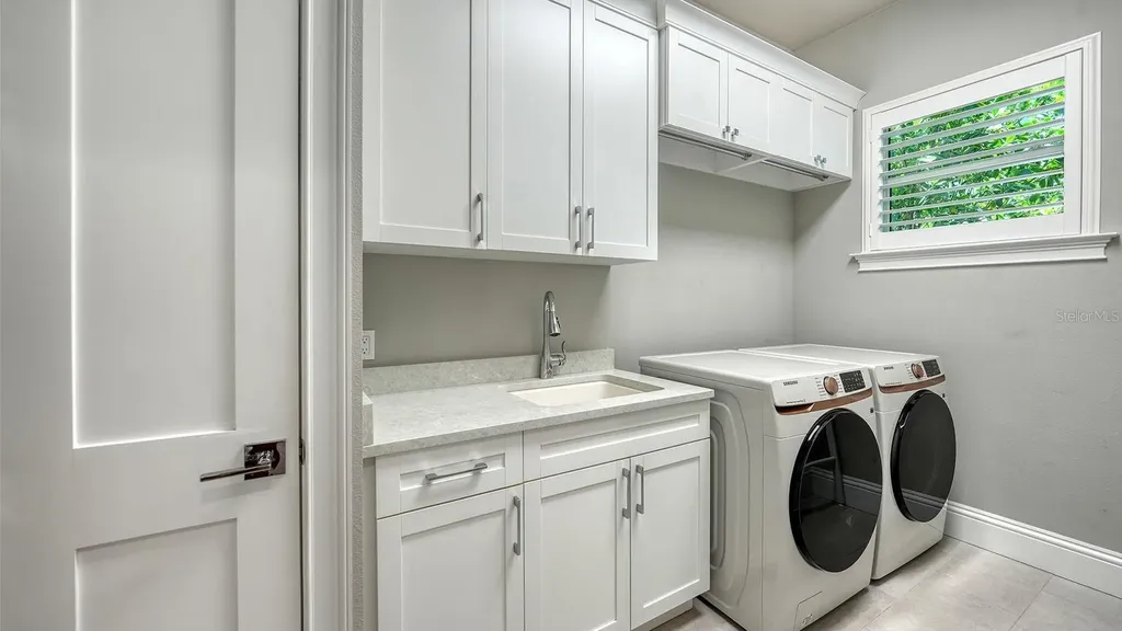 1905 Goldenrod Street Sarasota FL 34239