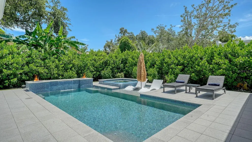 1905 Goldenrod Street Sarasota FL 34239