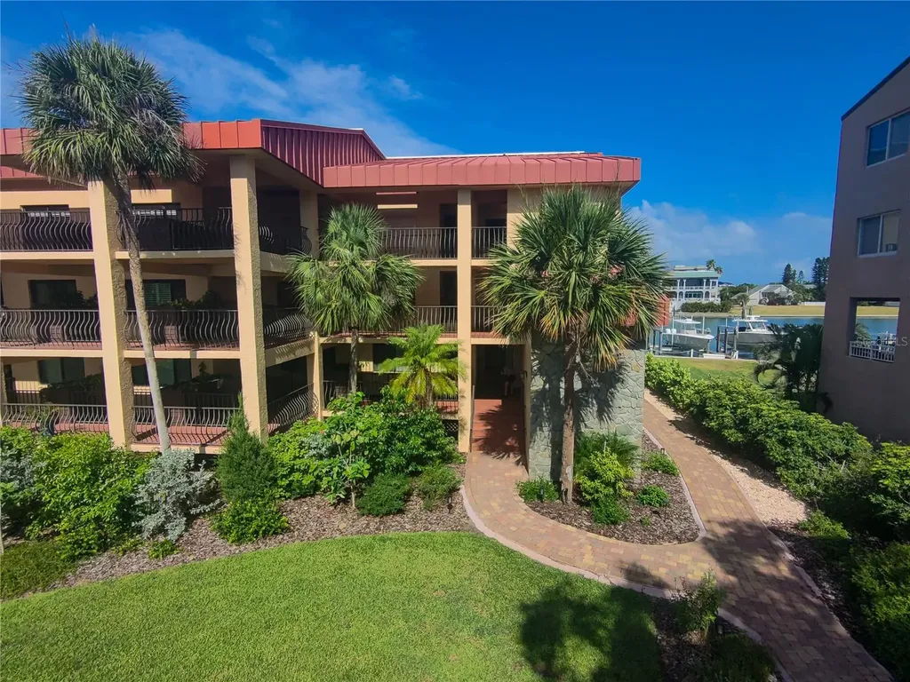 1060 Pinellas Bayway S Tierra Verde FL 33715