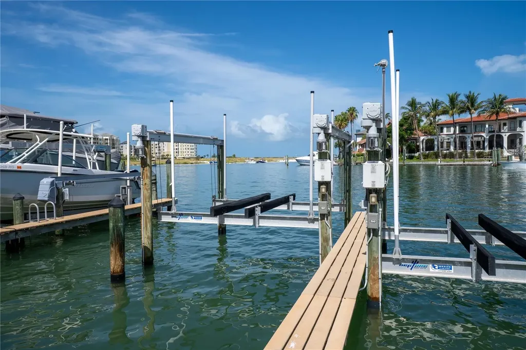 1060 Pinellas Bayway S Tierra Verde FL 33715
