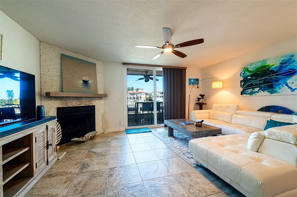 1060 Pinellas Bayway S Tierra Verde FL 33715