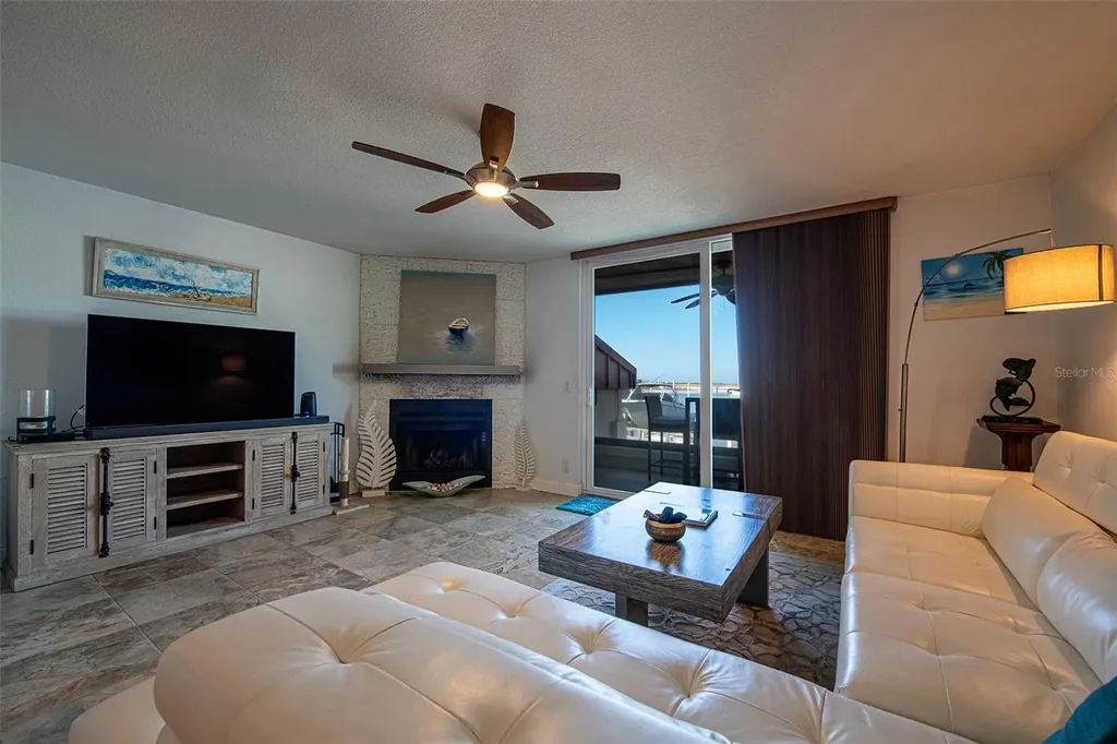 1060 Pinellas Bayway S Tierra Verde FL 33715