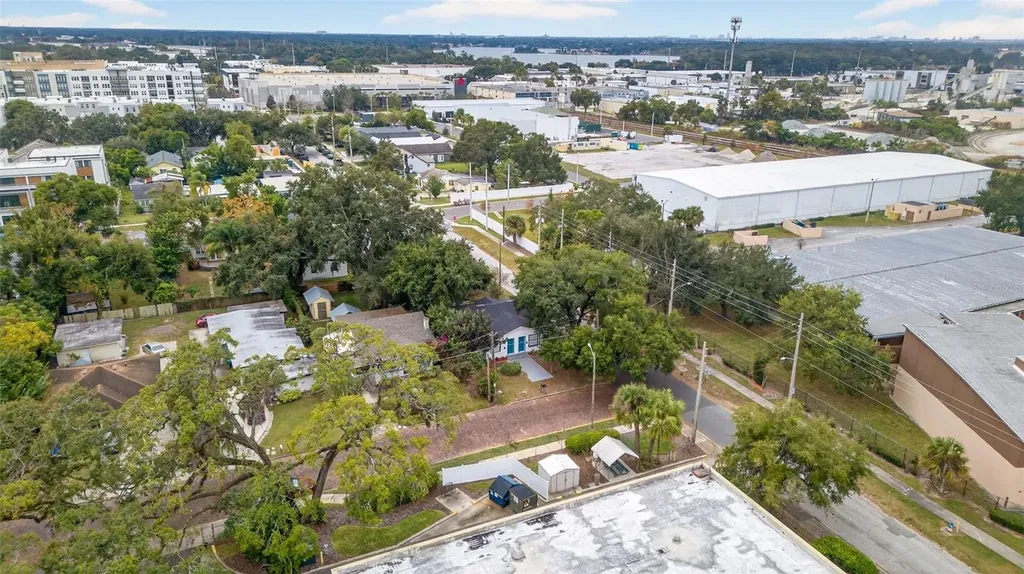 96 & 98 W Esther Street Orlando FL 32806