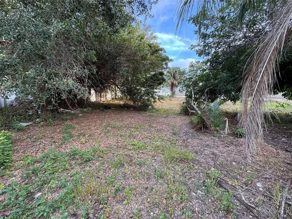 6025 82nd Avenue N Pinellas Park FL 33781