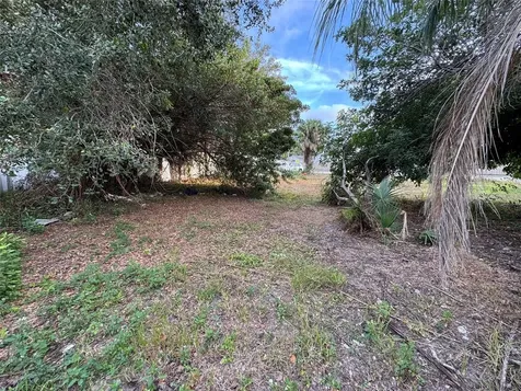 6025 82nd Avenue N Pinellas Park FL 33781