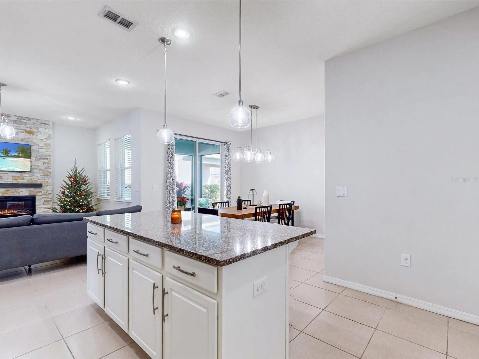 2621 Palisade Boulevard Kissimmee FL 34741