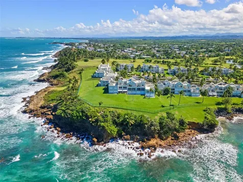 Villas De Costa Dorada Dorado PR 00646