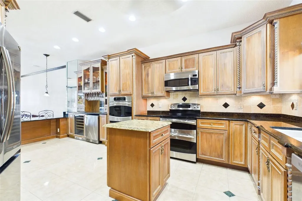 487 Pinellas Bayway S Tierra Verde FL 33715