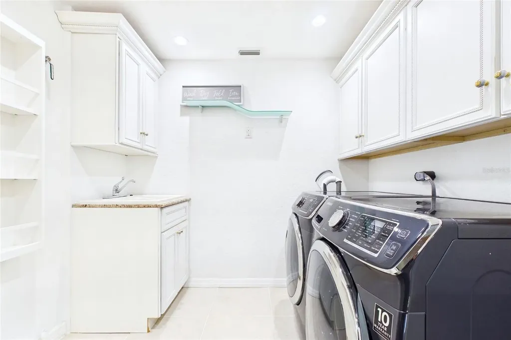 487 Pinellas Bayway S Tierra Verde FL 33715