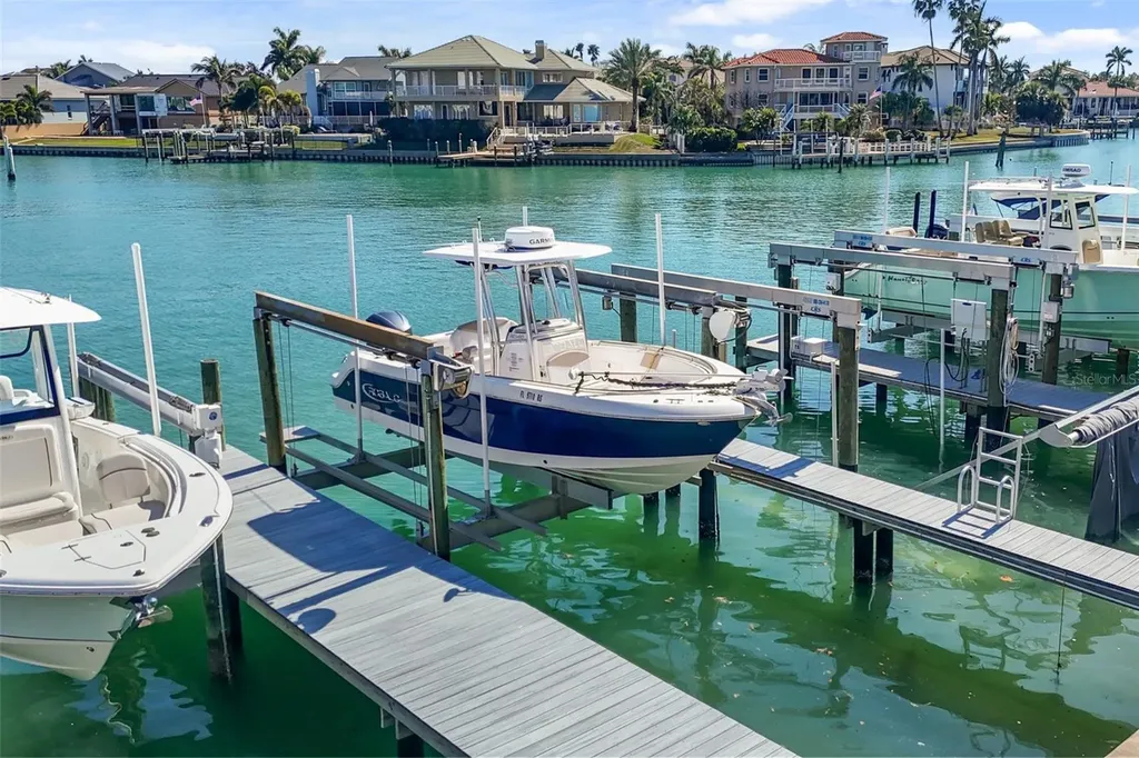 487 Pinellas Bayway S Tierra Verde FL 33715
