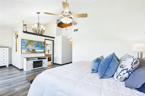 487 Pinellas Bayway S Tierra Verde FL 33715