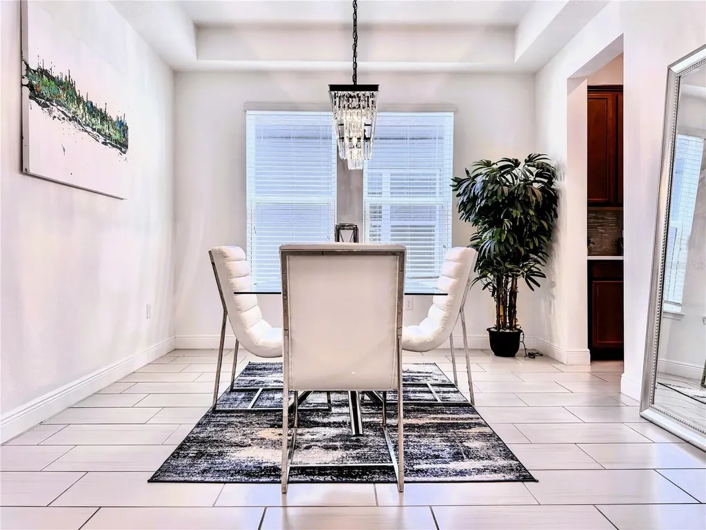 12941 Westside Village Loop Windermere FL 34786