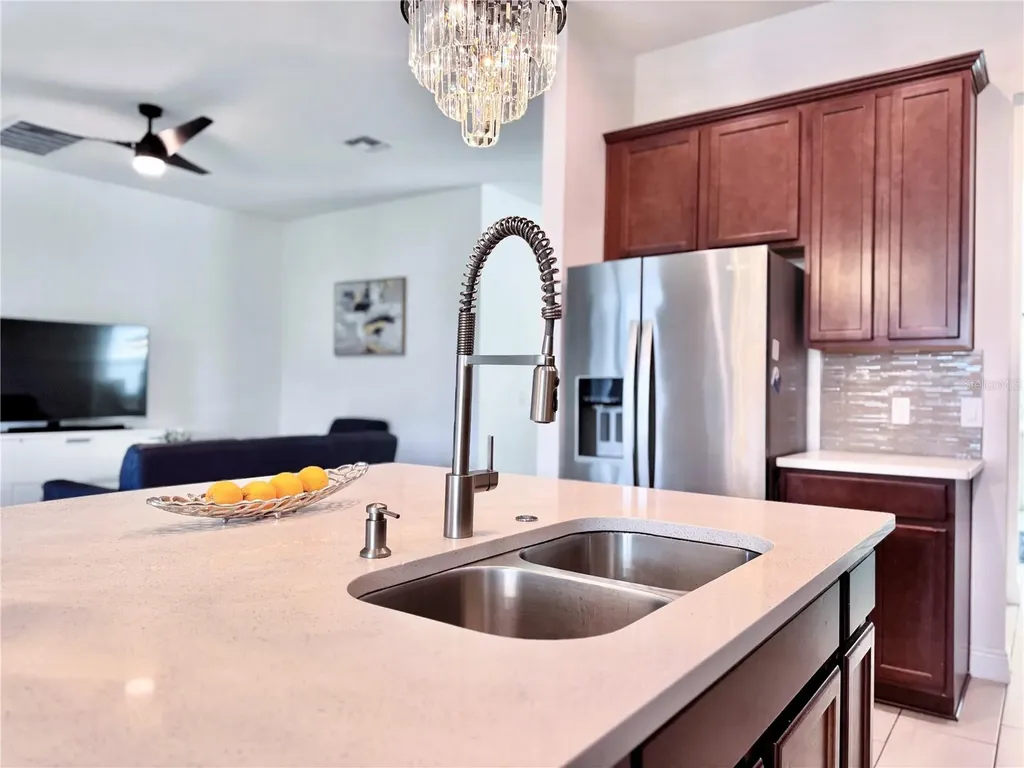12941 Westside Village Loop Windermere FL 34786