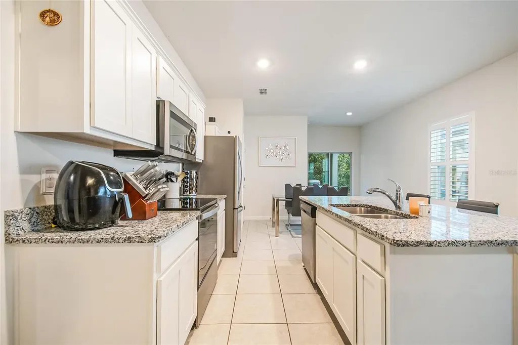 2051 Cades Cove Way Deland FL 32720