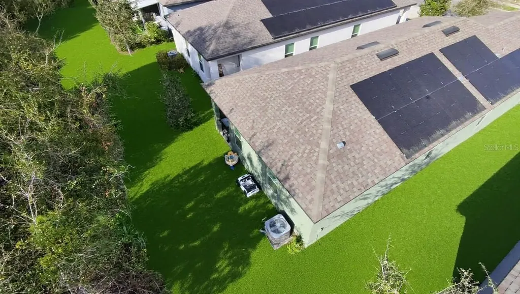 2051 Cades Cove Way Deland FL 32720