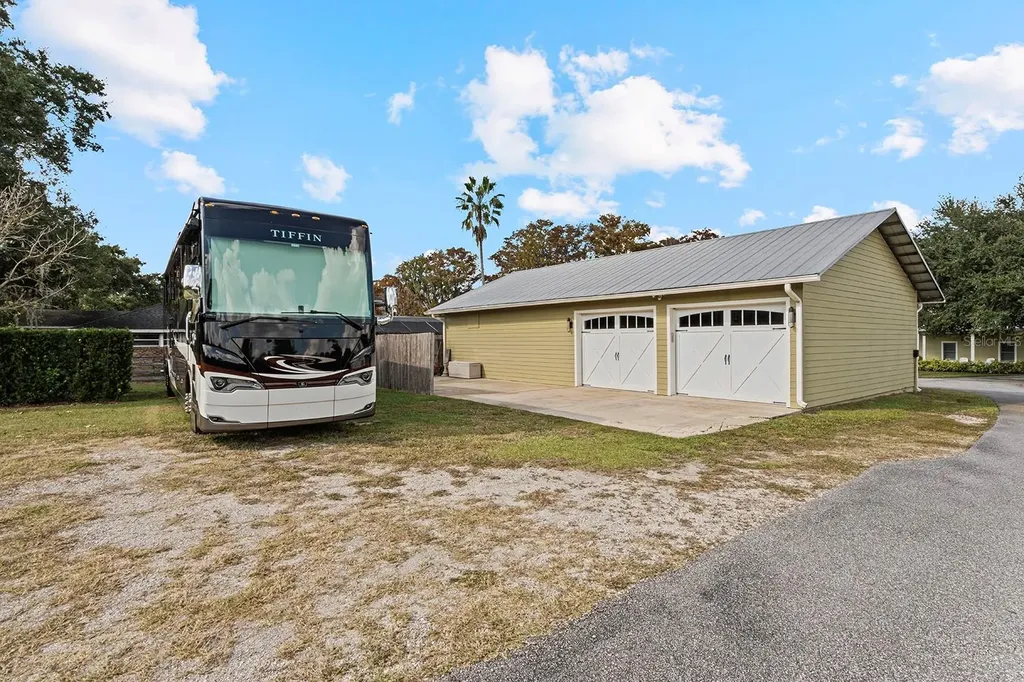 520 Lake Mills Road Chuluota FL 32766