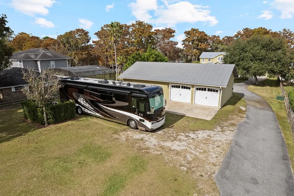 520 Lake Mills Road Chuluota FL 32766
