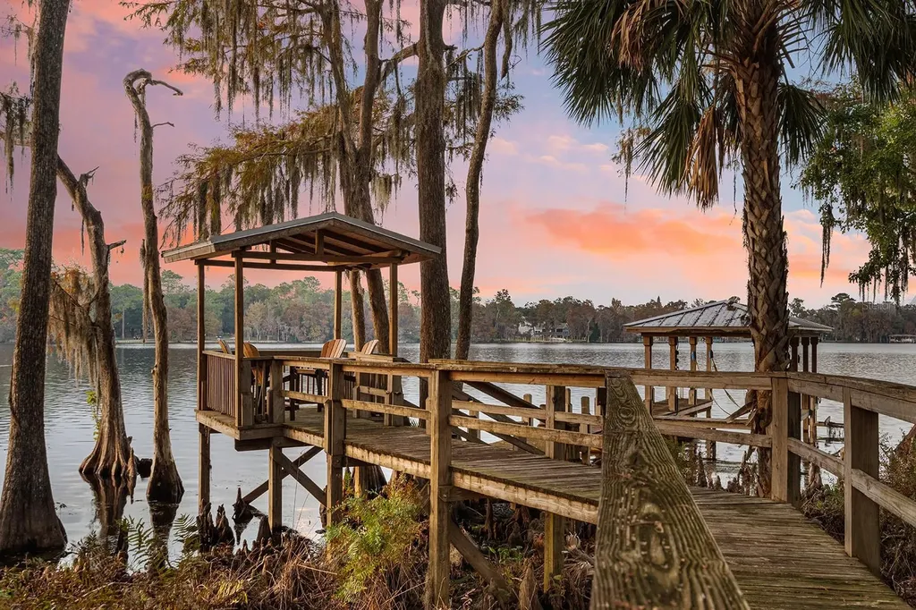 520 Lake Mills Road Chuluota FL 32766
