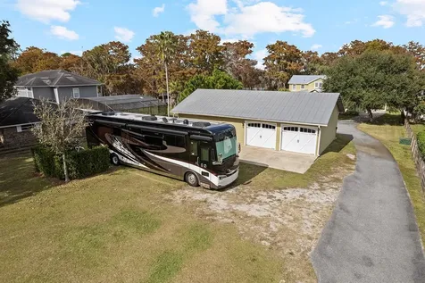 520 Lake Mills Road Chuluota FL 32766