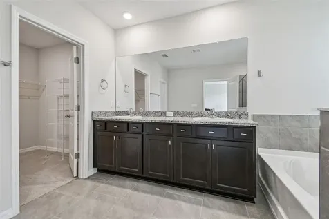 3827 Sunny Spring Street Plant City FL 33565