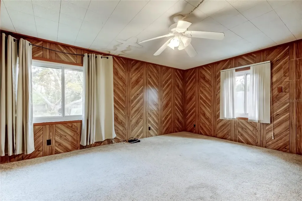 Kenneth City FL 33709